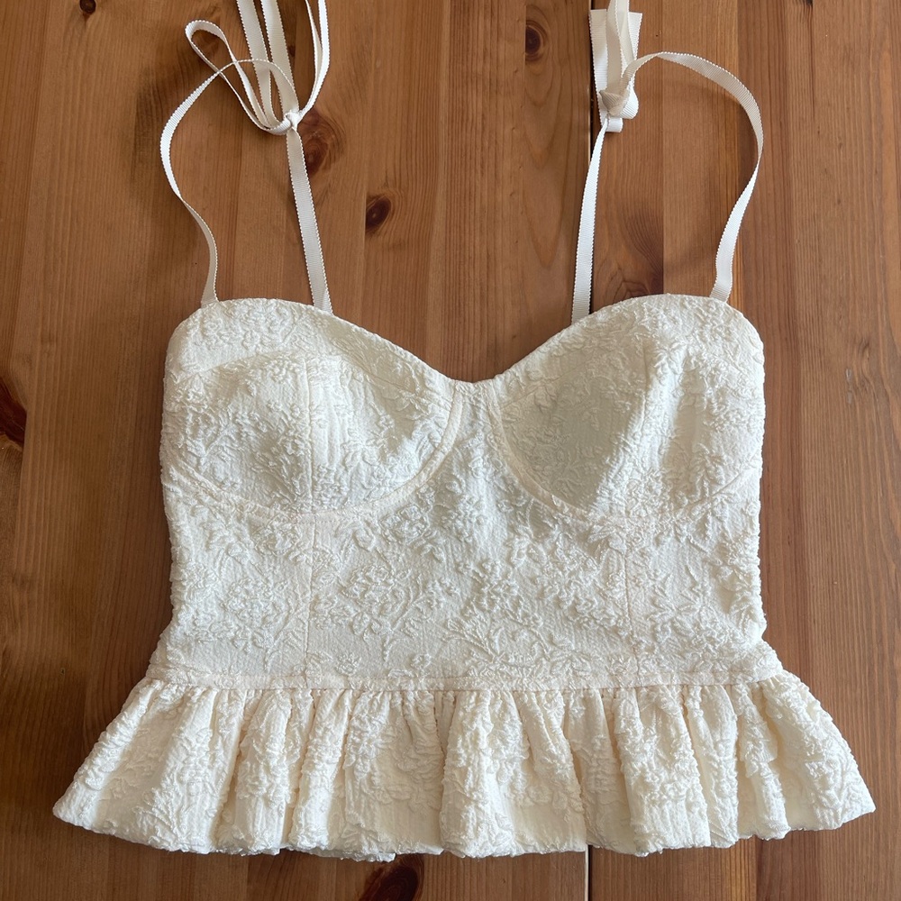 Reformation cream crop top size 0, like new - worn only once!